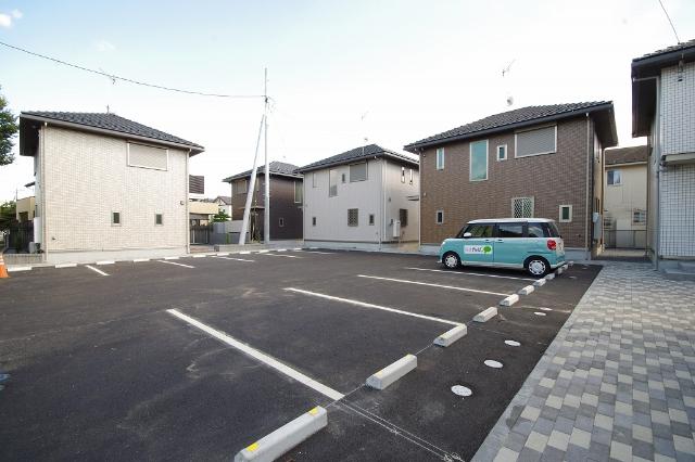 宇都宮市平松本町一戸建 駐車場
