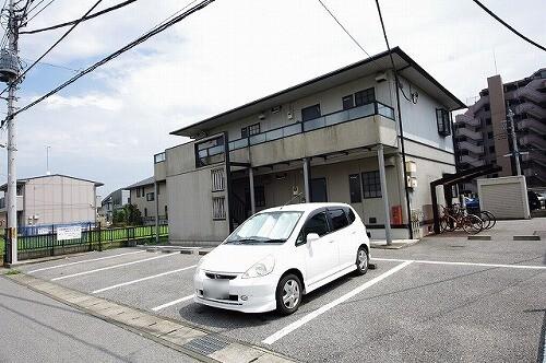 プルミエール今泉II（101） 駐車場