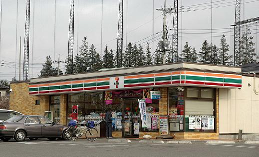 ｾﾌﾞﾝｲﾚﾌﾞﾝ 河内金井台店：626m