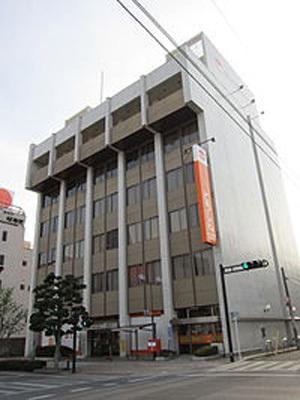 栃木信用金庫滝谷町支店：725m
