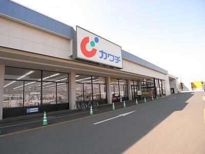 カワチ薬品鶴田店：94m