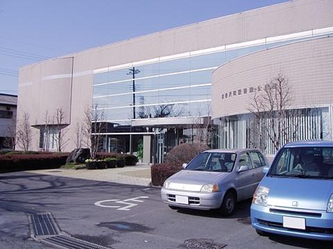 高根沢町図書館：1759m