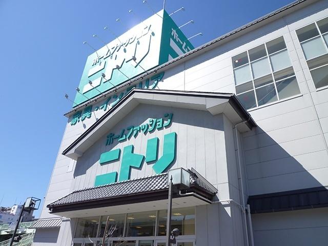 ニトリ宇都宮鶴田店：323m