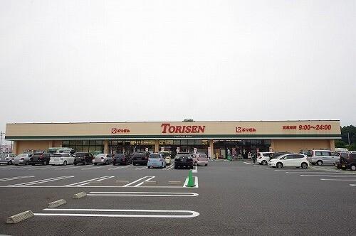 とりせん宝木店：714m