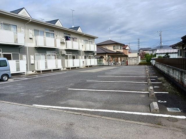 ファミールＫＯＢＡＹＡＳＨＩ（105） 駐車場