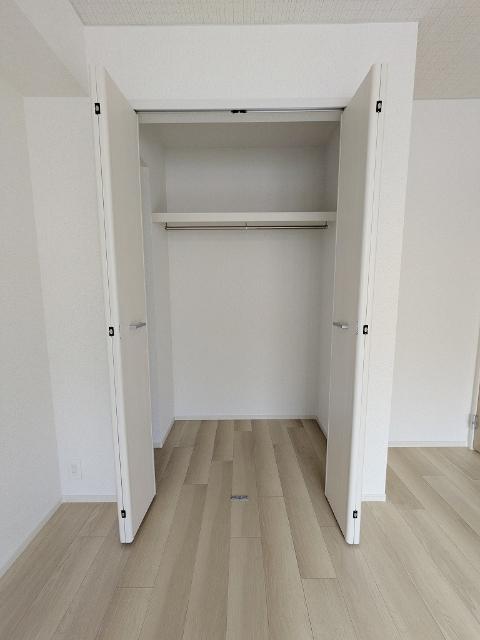 エレガンス　メゾン　Ⅱ（101） 収納