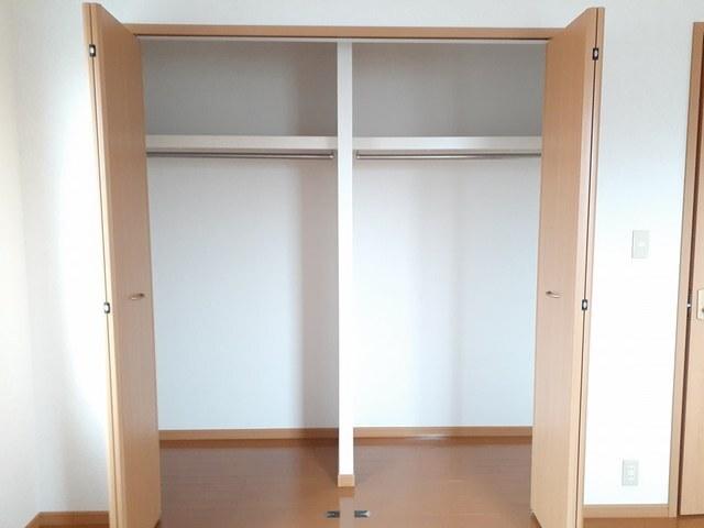 アザレア　壱番館（201） 収納