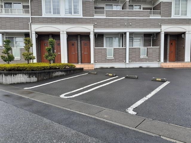 アザレア　壱番館（201） 駐車場