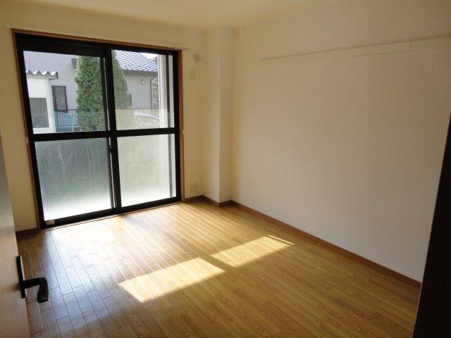 サンライズガーデン 部屋画像