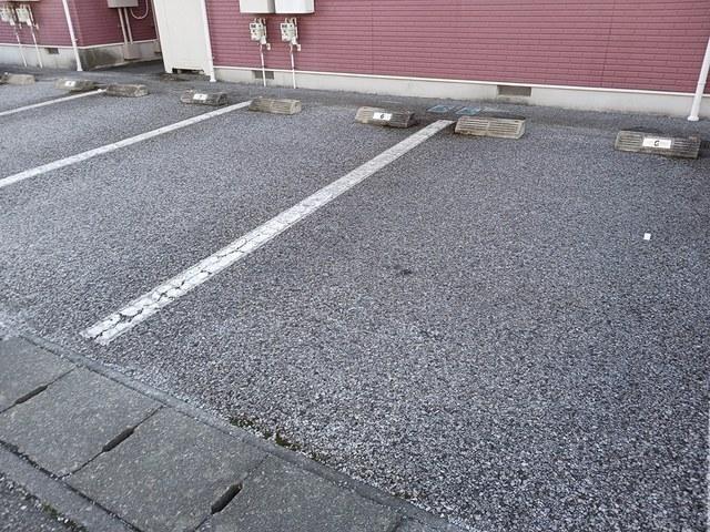 パルテールＣ（101） 駐車場