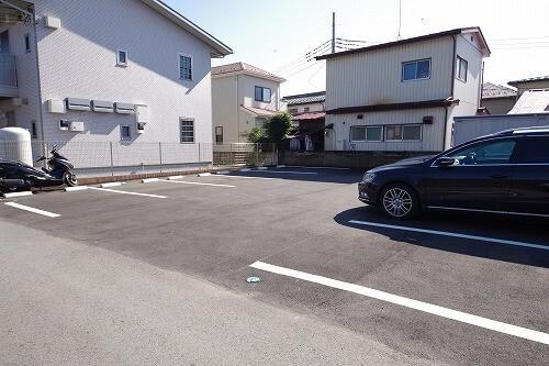 リヴェールヴィラ（101） 駐車場