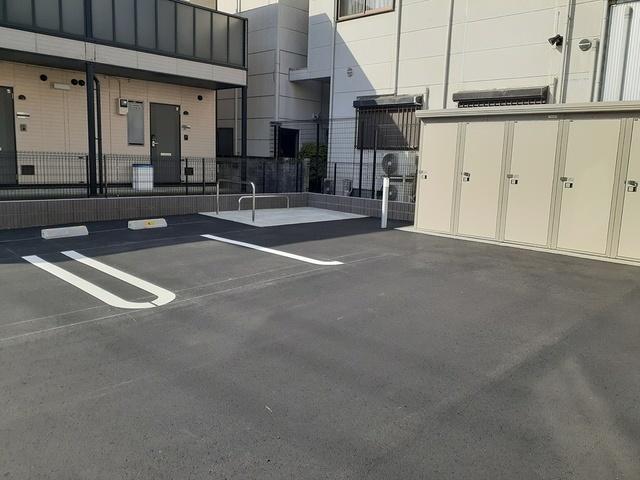 グレース　メロウ　Ｃ（202） 駐車場