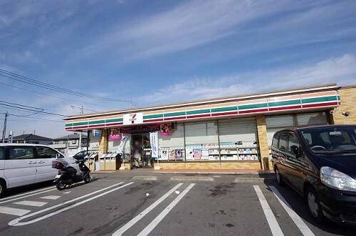 セブンイレブン宇都宮岩曽東店：566m