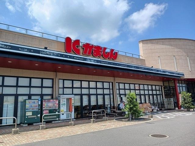 かましんゆいの杜店：1300m