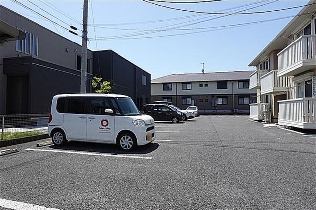 ソレイユ　Ａ（201） 駐車場