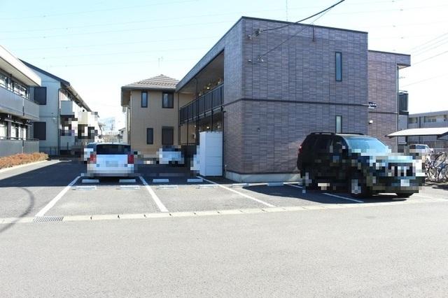 パークハイム長宮　Ⅱ（101） 駐車場