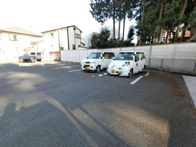 メルベーユ　Ｂ（102） 駐車場