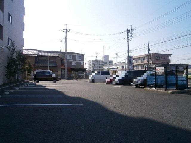 グランヒルズ（407） 駐車場