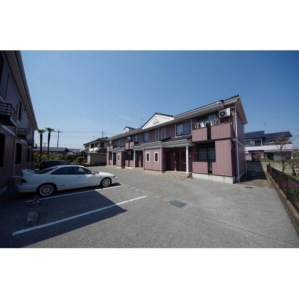 メルベーユ参番館（103） 駐車場