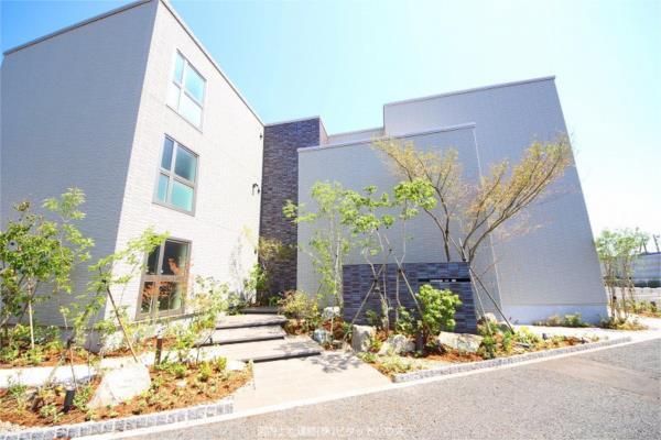 ルミナージュ 東峰