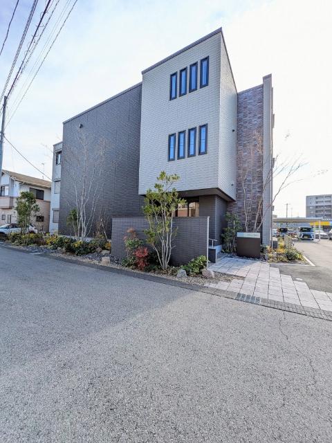 アルモ　フェリオ