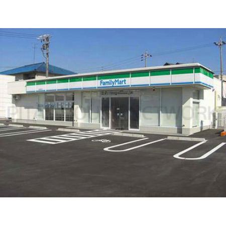 ﾌｧﾐﾘｰﾏｰﾄ 宇都宮駅西口店：308m