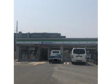 ファミリーマート茨木小川町店：513m