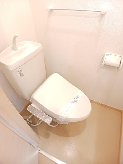 プレジェーネ　一津屋（106） トイレ