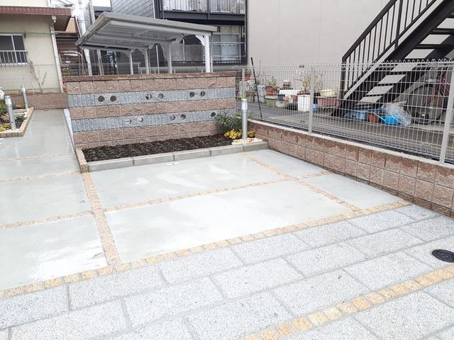 Ｍ．ＲＡＦＦＩＮＥ（102） 駐車場