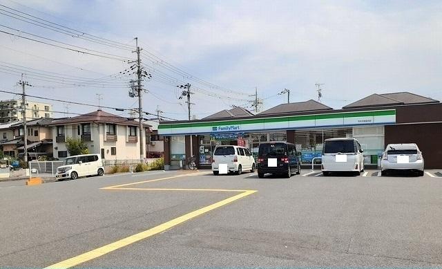 ファミリーマート茨木沢良宜浜店：350m