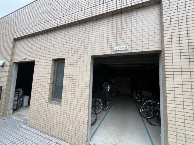 apartment 沢良宜西