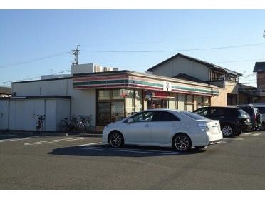 セブンイレブン西尾徳次町店：391m