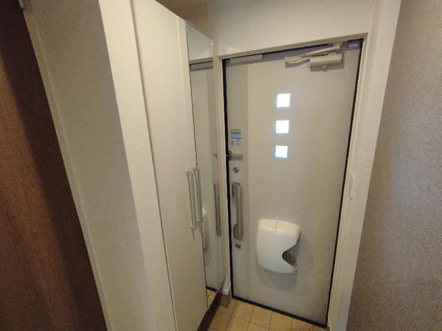 レスポワール　ドゥ　シュド（102） 玄関
