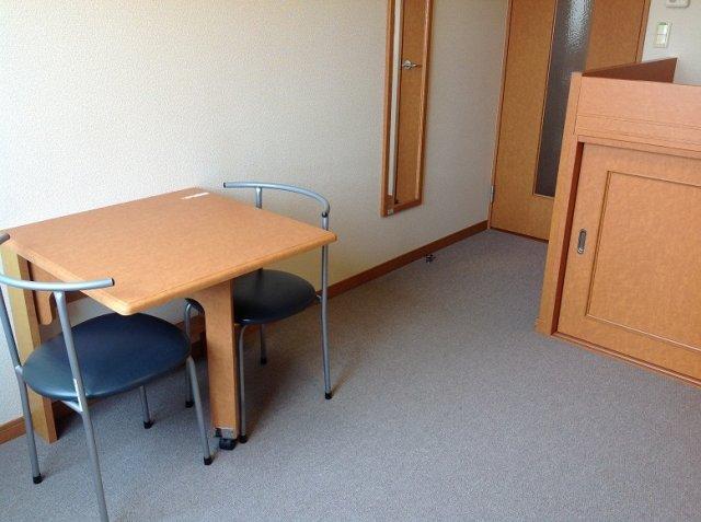 レオパレスフィオーレ（203） 部屋画像