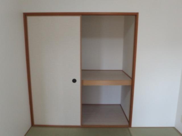 Annex Pair（302） 収納