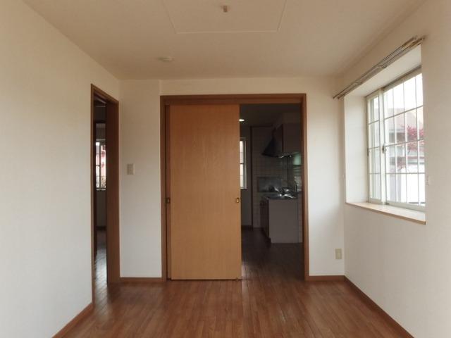 ウッドイン２番館（102） リビング