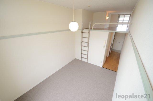 レオパレス岡崎ウエスト（209） 部屋画像