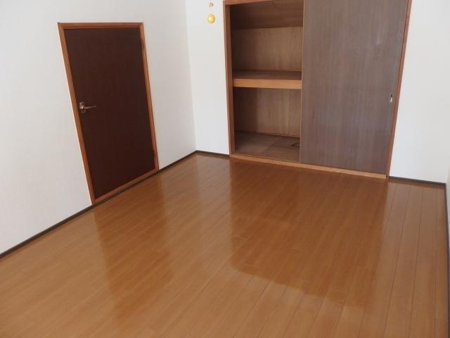 コーポラスノベルティＤ棟（205） 収納