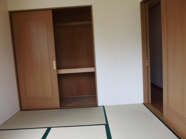 ドエルマルシェＥ（101） 収納