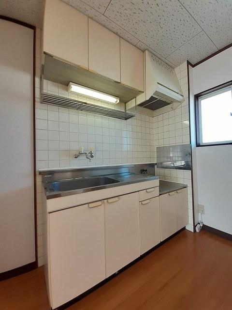 ファミールメゾン舞（205） キッチン