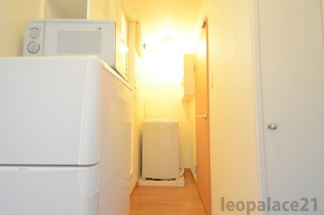 レオパレスグランディスリング（211） 部屋画像