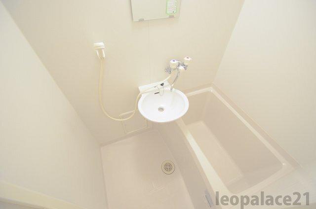 レオパレスグランディスリング（211） 部屋画像