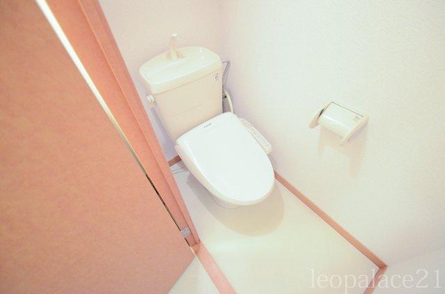 レオパレスグランディスリング（211） 部屋画像