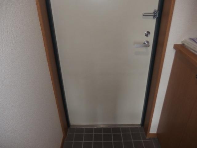グランデュール（406） 玄関