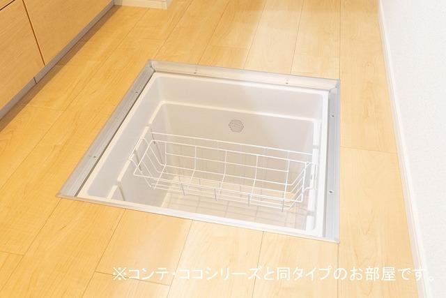 ヘリオス（102） 収納