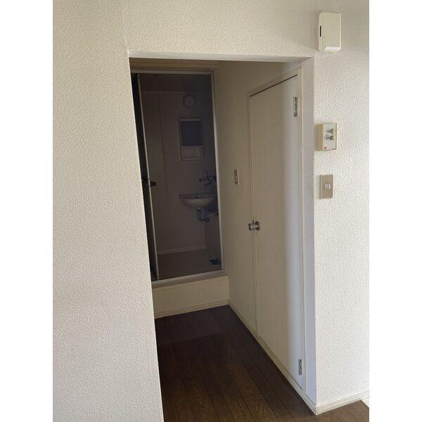 やなぎハイツ（102） 玄関