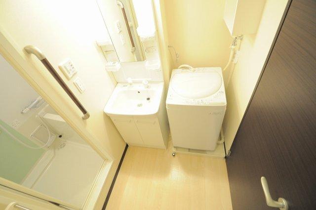 レオネクストアダージョ宮腰（106） 部屋画像
