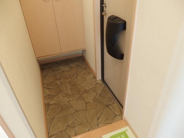 エバーグリーン（福岡町）（203） 玄関