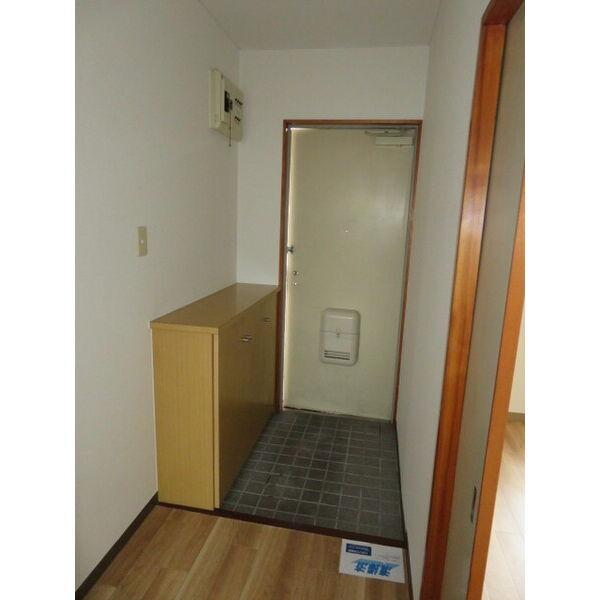 マンションイレブン（303） 玄関