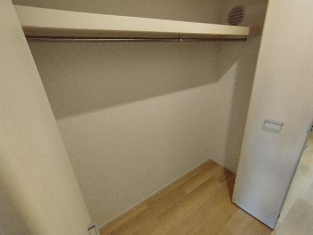グランシュテル（103） 収納